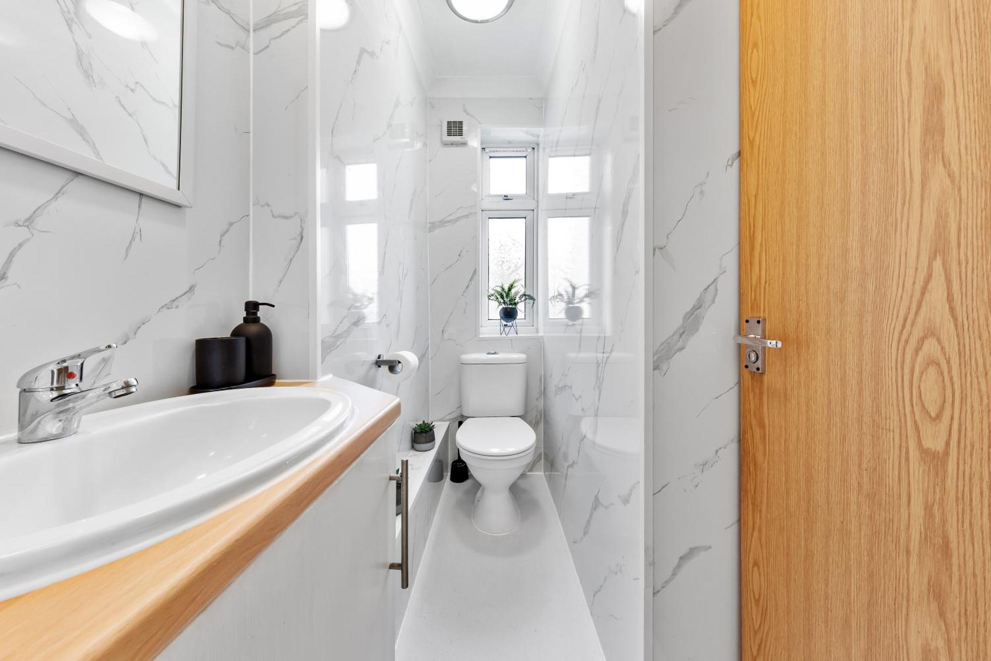 Green Hype - 10 Mins To Stadium - Sleeps 8 London Luaran gambar