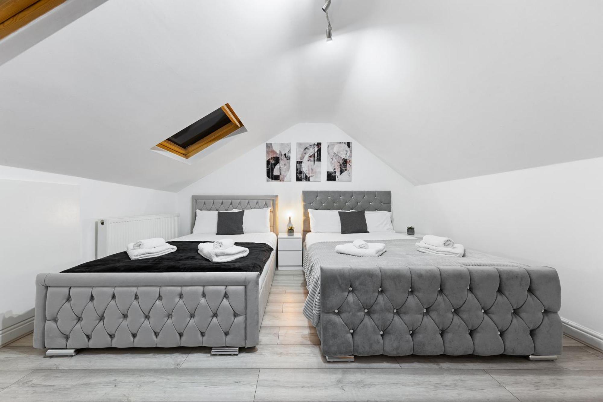 Green Hype - 10 Mins To Stadium - Sleeps 8 London Luaran gambar