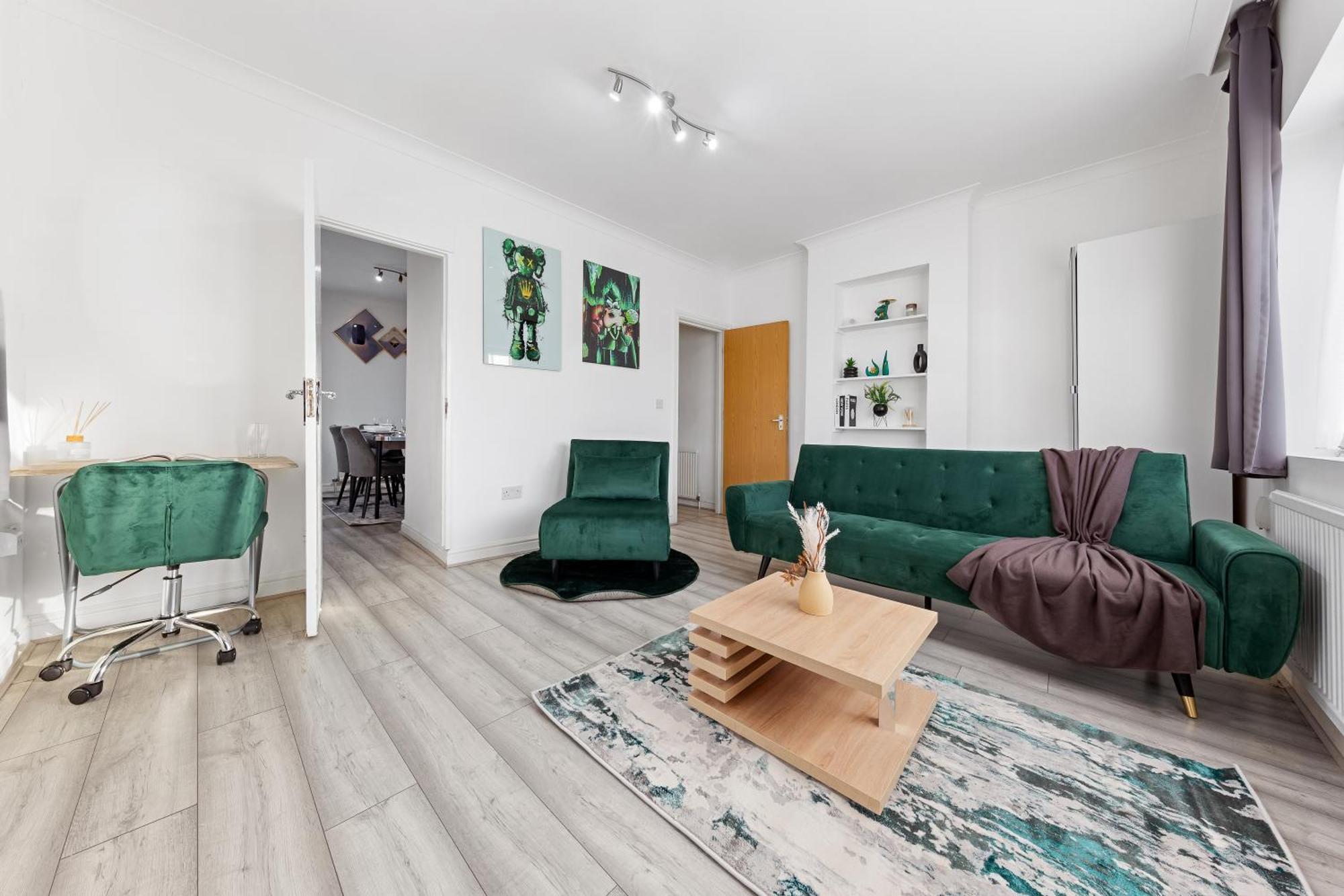 Green Hype - 10 Mins To Stadium - Sleeps 8 London Luaran gambar