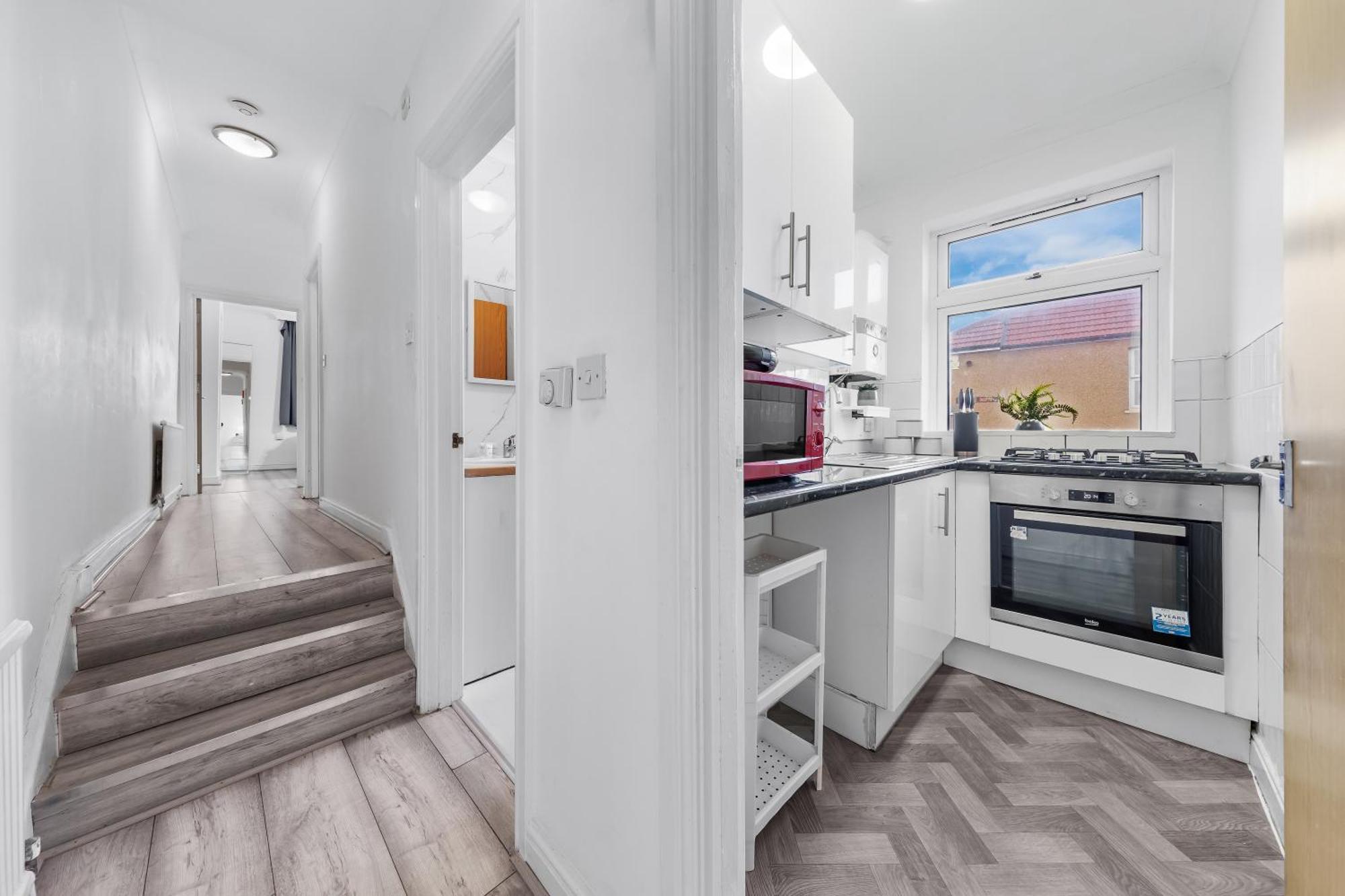 Green Hype - 10 Mins To Stadium - Sleeps 8 London Luaran gambar